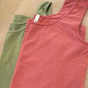 Women's Shapewear Set in Pink and Green